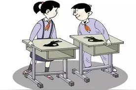 初中时期，这3类同桌人见人爱，同学抢着跟他们坐图片