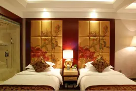 酒店退房时，这几样东西是可以带走的，保洁：不带走别人就会拿走图片