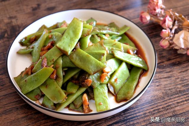 扁豆角怎么炒好吃（炒扁豆角）