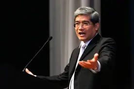 著名经济学家郎咸平：中国眼下的保险，无异于是一场骗局图片