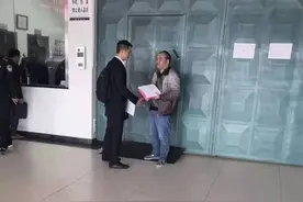 湖南男子“被控杀亲弟”羁押2091天，判无罪后获103万赔偿图片