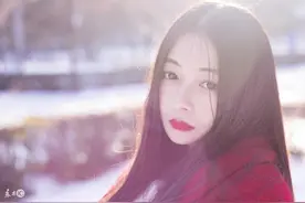小说：穿越到平行世界娱乐圈，一首歌曲意外火爆全网……图片