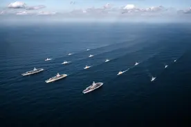 面对中国的巨大压力，美国在太平洋上搞三线建设，美国要往哪撤？图片