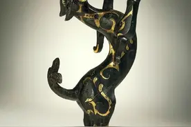 马未都：汉代大墓中的一件铜翼虎，可惜流失海外，全世界独此一件图片