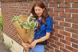 怎样才能变身清新甜美小可爱，来看看韩国欧尼的穿搭时尚经图片