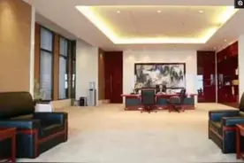 马云的办公室，王健林的办公室，陶华碧的办公室，差距一目了然图片