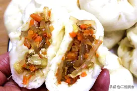 用胡萝卜和粉条做包子原来这么好吃，比白菜馅鲜，比韭菜馅还香图片
