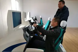 3D实景训练！培训新司机，岛城这所驾校用上“神器”图片