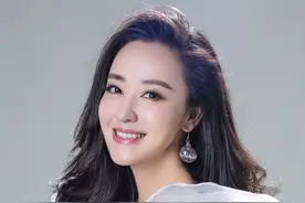 每日一星——周旋图片