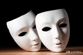 无良戏子与资本的干柴烈火图片