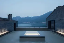 在湖畔建一栋“石头”别墅图片