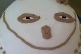 世界上竟然有这么丑的蛋糕？吓得我不敢过生日了…图片