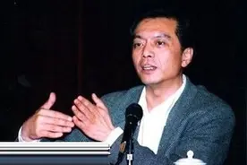 从家喻户晓到鲜为人知,从央视辞职出国“捞金”的薛飞,今现状如何图片