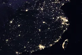 中国最新原版夜光卫星图：看清各城市的本来样貌图片