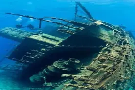 2007年，中国南海捞起神秘沉船，船身八百年不腐，船上大量黄金图片