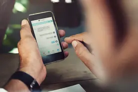 微信打开这个功能，手机秒变扫描仪，纸质文档一键电子化图片