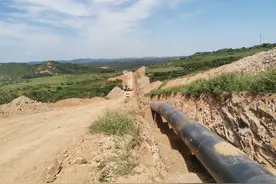 山区地形焊接为何要使用山地管道自动焊设备？图片