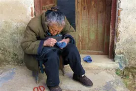 人只有老了才明白，养儿防老是最大的骗局，这样养老才靠谱图片