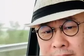 50岁刀郎罕露面，身材发福脸上疑生老年斑？曾红极一时却选择隐退图片