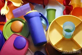 央视曝光！多款童鞋不合格，有毒化学剂超500倍，你家可能也有图片