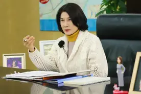 面对实习生的犀利发问，董明珠这么回答图片