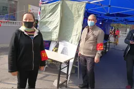 建邺区莲花嘉园社区——抗疫一线就是冬训考场图片