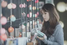 小说：华夏第一富二代重生在外卖小哥的身上，这下外卖小哥不得了图片