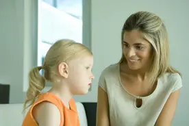 孩子总说“我不行”，家长以为是自信心不足，其实是思维方式问题图片