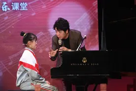 为北京小学生上钢琴课 郎朗：人生是一场马拉松，我想一直进步图片