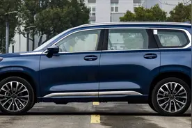 今天带大家看看星途揽月的底盘图片