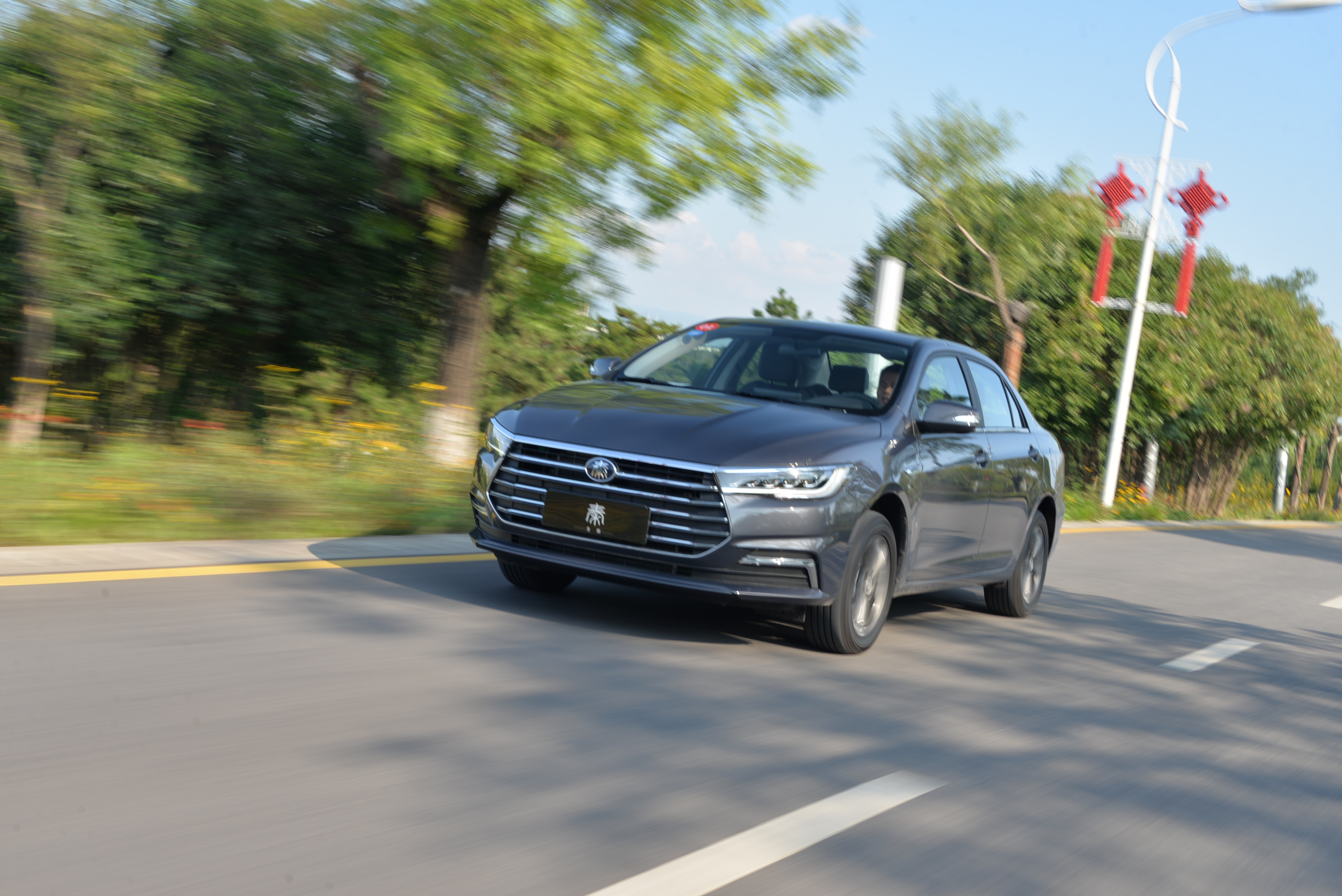 新比亚迪f3哪个配置好_比亚迪全新秦家族_全新秦EV价格