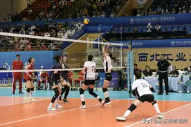 朱婷全运会还打不打？女排恩师给出肯定答案，老东家变阵都没用她图片