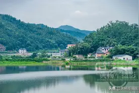 江西赣县区五云镇祥云湖，山清水秀的赣州新农村，风景迷人景如画图片