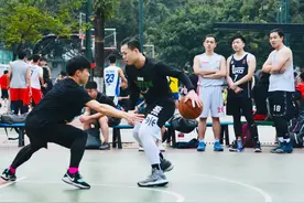 陈江华曾经最爱的野球场！分分钟打掉皮！没点水平真不敢来这打球图片