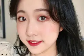 热门粉底液优势和劣势：DW不脱妆易卡粉，兰蔻菁纯上妆自然太贵图片