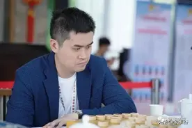 国手赛半决赛象棋第一人王天一强杀无果遗憾落败 赵鑫鑫洪智争冠图片