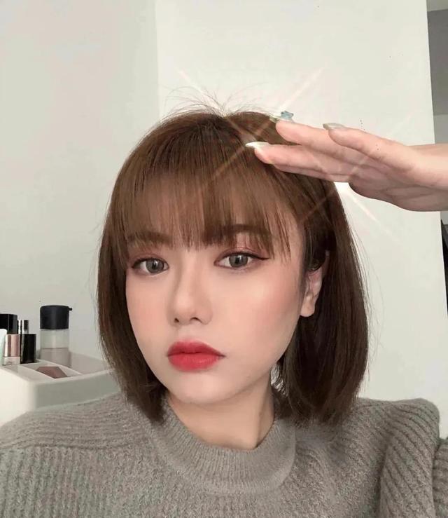 (2021最火短发减龄发型20岁) - 冷求网