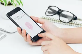 手机用密码解锁还是指纹解锁更安全？来看看你用的安全吗？图片