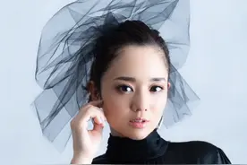 相夫教子的苍井空，37岁宛如20岁少女，评论区为何仍旧污浊图片