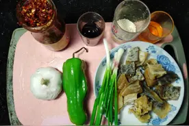 红烧腊鱼制作过程图片