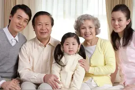一个农村丧偶女人的烦恼：很想找个老伴，但的确太难图片