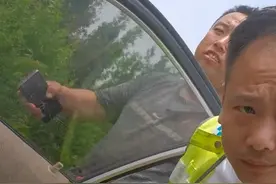 轿车爆胎被警告只能自救，否则罚款扣分？河北高速交警否认，称救援者无处罚权图片