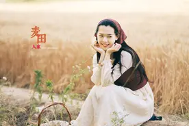 适合单人拍照的10种姿势，简约不做作，拍出自然和好看图片