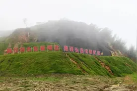 做好含锂瓷土矿综合开发利用！于秀明深入宜丰调研图片