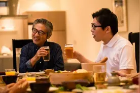 黔庄酒业：为什么有端酒为敬的礼仪？从何而来呢？图片