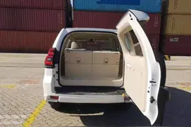 丰田越野家族最保值神车！2020款丰田霸道2700中东版实拍图片