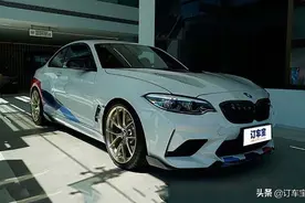 实拍宝诚宝马M2 Competition雷霆版图片