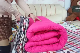 套被套最简单方法，10斤厚被子一个人1分钟搞定，又快又好，实用