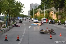 惨烈的教训！柳州一摩托车连撞两辆电动车致一死三伤图片