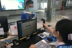 不再只收现金！明天起，坐地铁购票充值过闸都能用第三方支付了图片